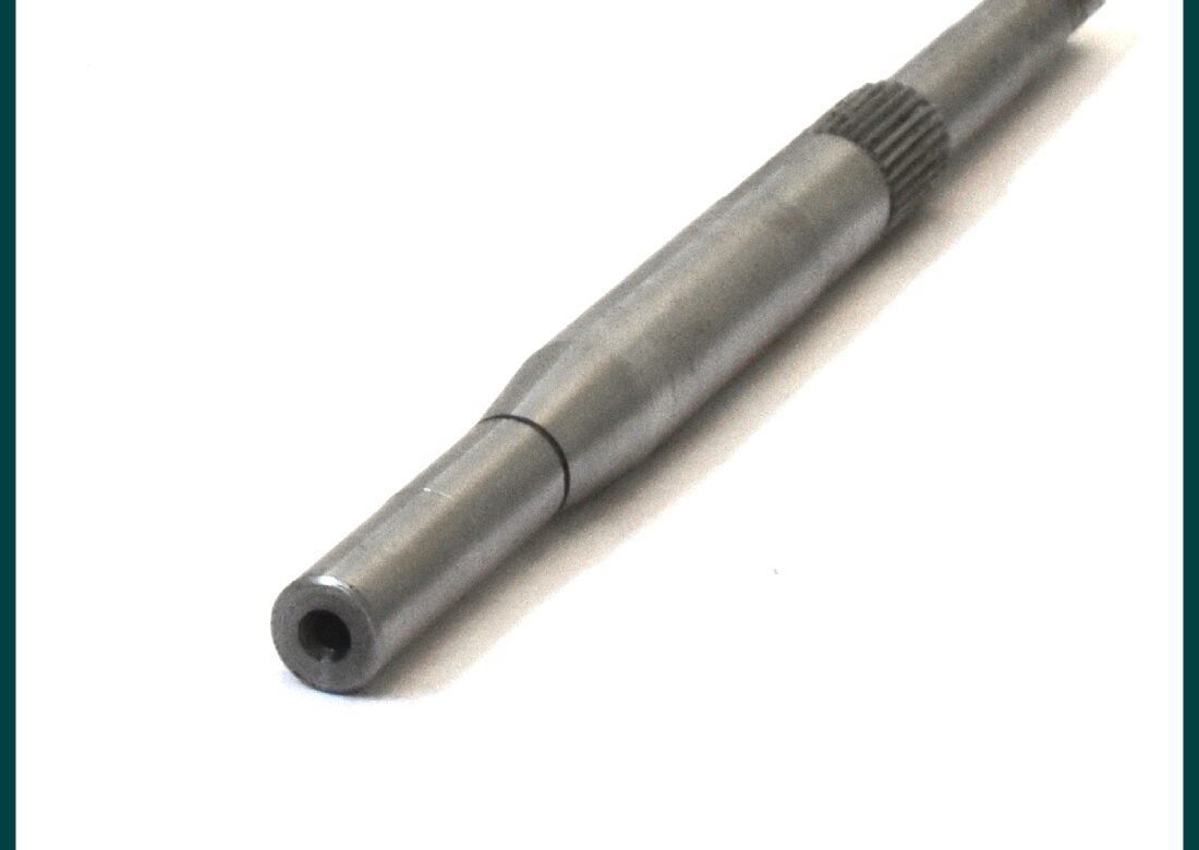 High-Precision Automotive Shaft Component